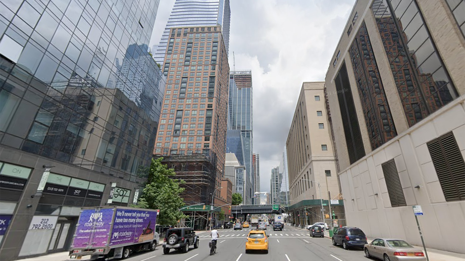 A photo of buildings in the Chelsea neighborhood