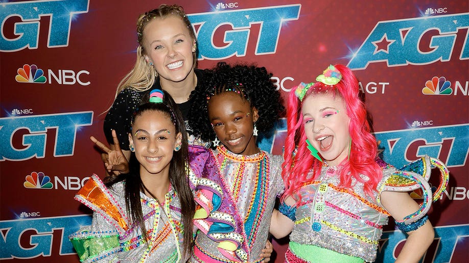 JoJo Siwa with XOMGPOP