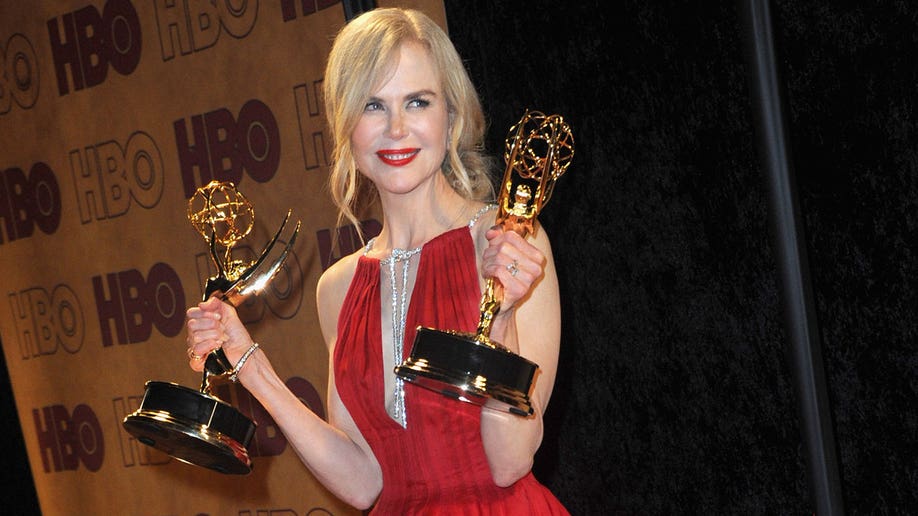  Nicole Kidman holding two Emmys at the HBO Post Emmy Awards Reception in 2017