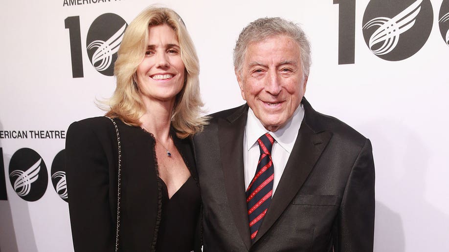 Tony Bennett and his wife Susan Bennett in 2017