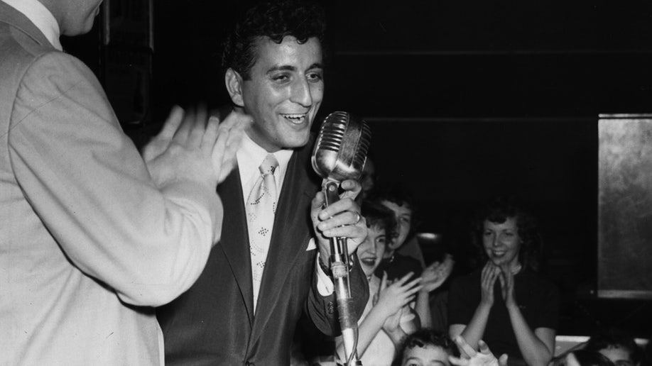 Young Tony Bennett performing in 1952
