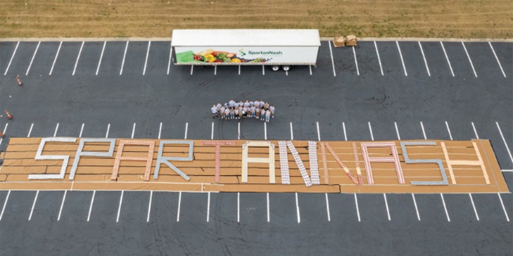 Michigan grocery chain's food donation breaks world record - Vimarsana News