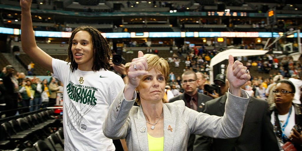 Brittney Griner question sparks complete opposite responses from LSU, Baylor coaches - Vimarsana News