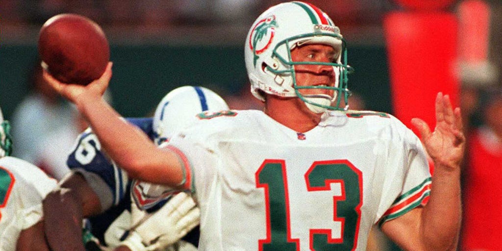 Dan Marino considered leaving Dolphins for Super Bowl chase