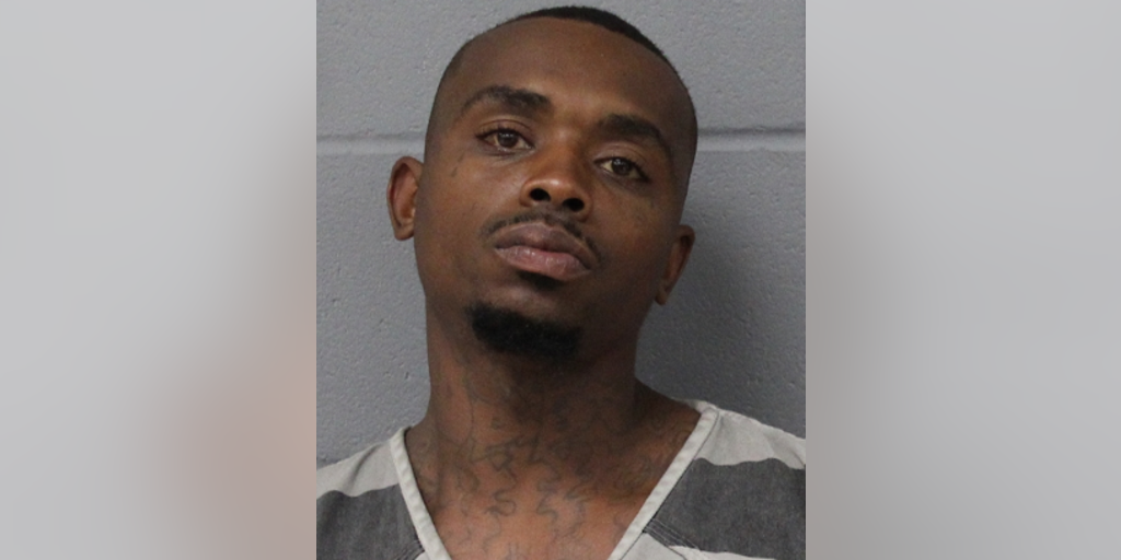 Austin man followed victim home from bank, violently robbed him in latest 'jugging' incident, police say - Vimarsana News