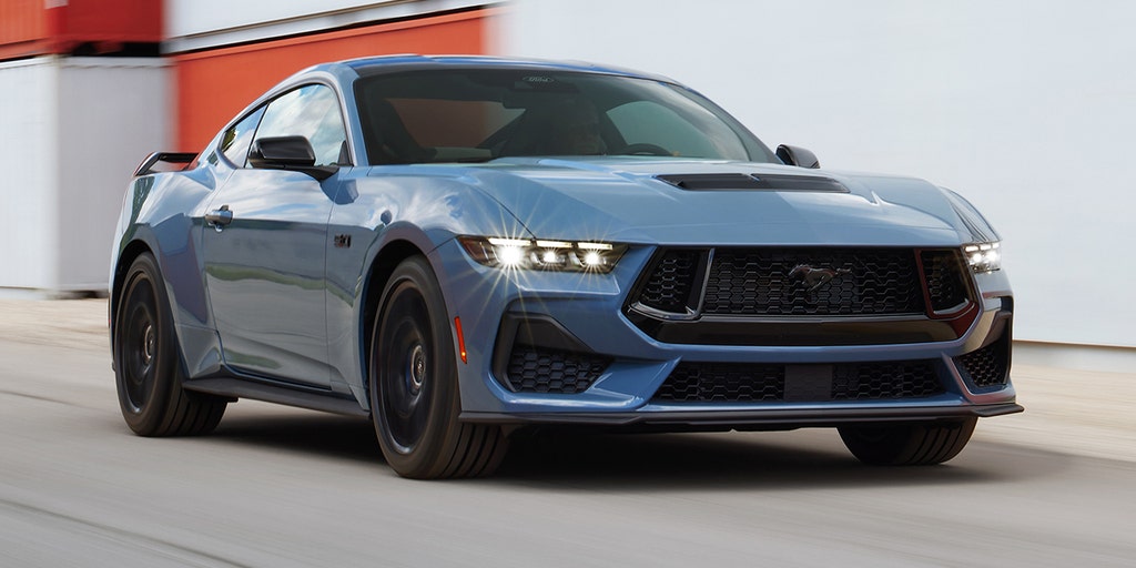 Seventh-generation 2024 Ford Mustang debuts, and it's not even close to an electric car - Vimarsana News