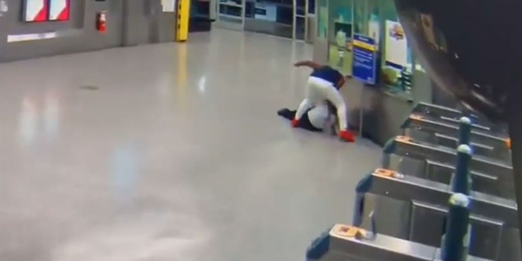 NYC homeless man indicted for allegedly beating woman in subway station, impairing her vision in one eye - Vimarsana News