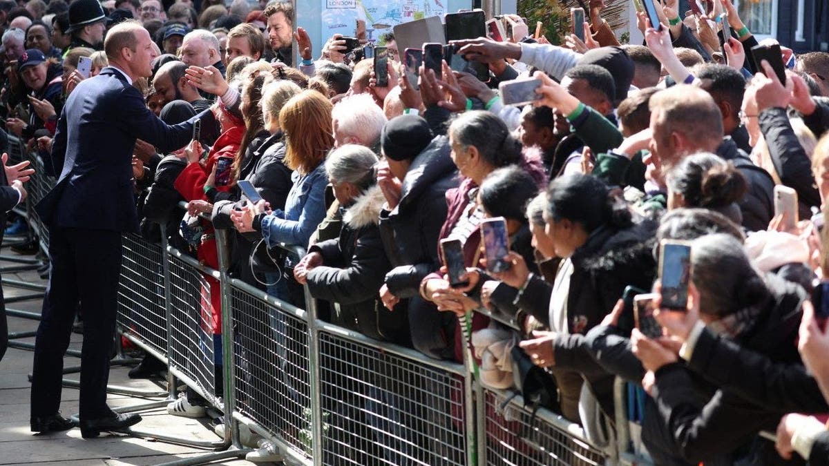 Prince William mourners