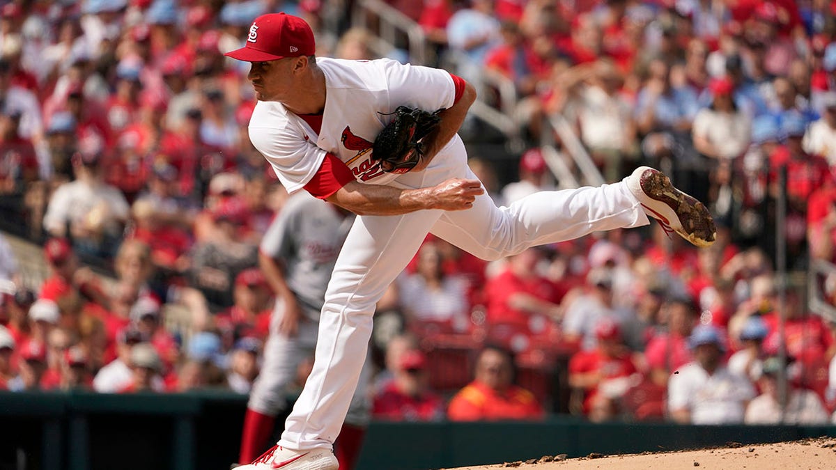 Jack Flaherty delivers pitch