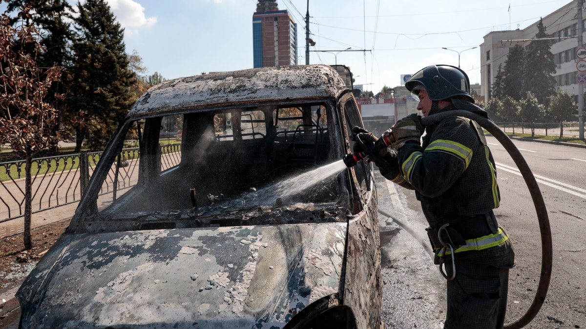 Ukraine President Zelenskyy Promises No 'lull' In Taking Back Towns ...