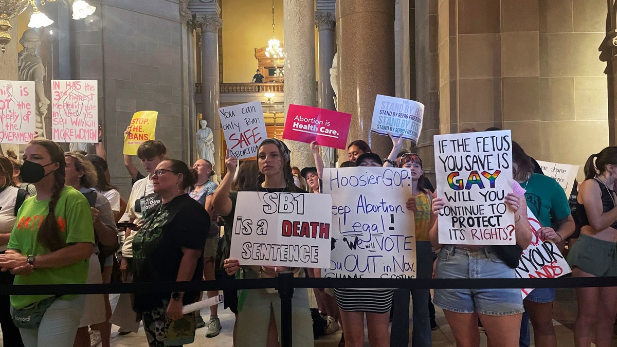 Abortion-rights protesters fill Indiana Statehouse corridors