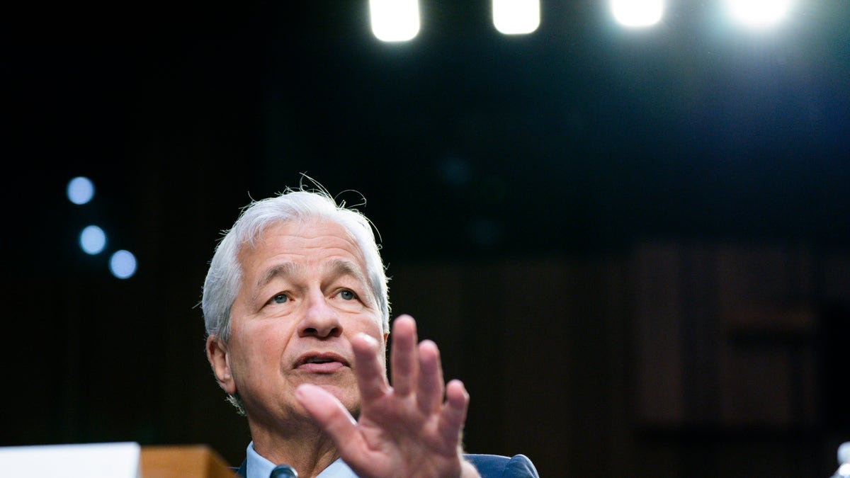 Jamie Dimon testifies