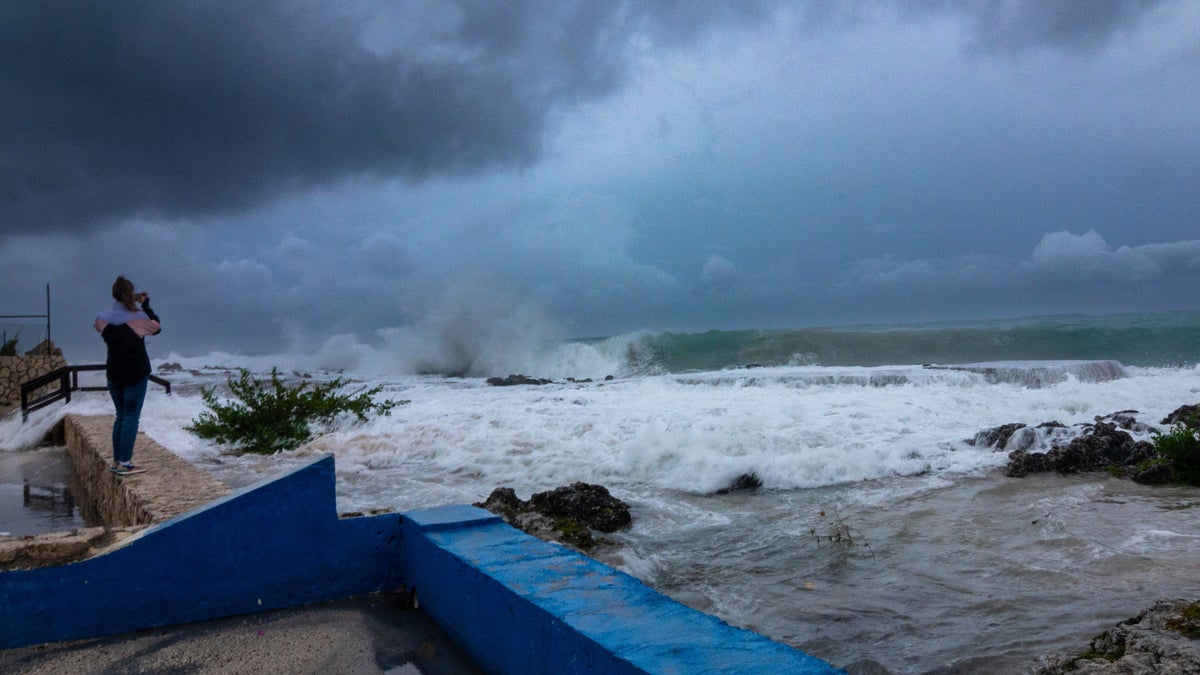 Hurricane Ian is taking aim at Florida's Gulf Coast