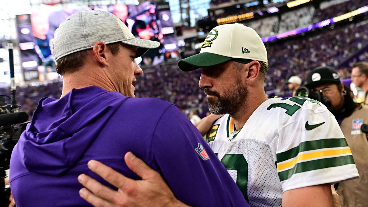 Kevin O'Connell and Aaron Rodgers