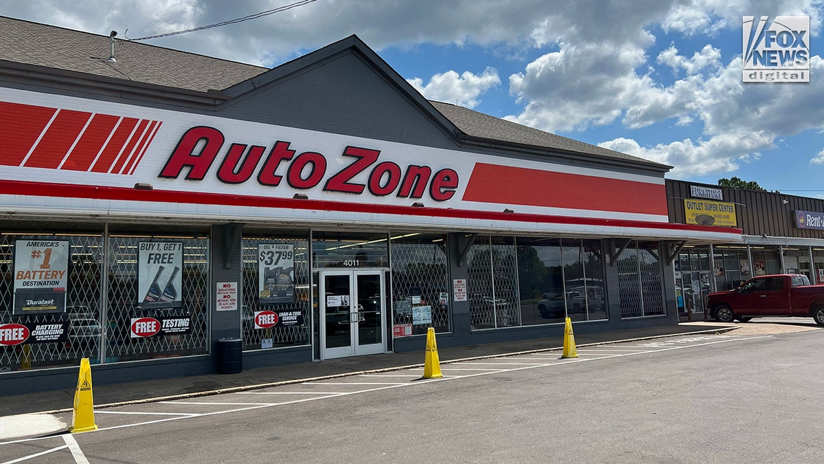 AutoZone storefront in Memphis