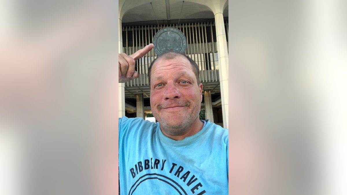 Bob at the Hawaii state capitol