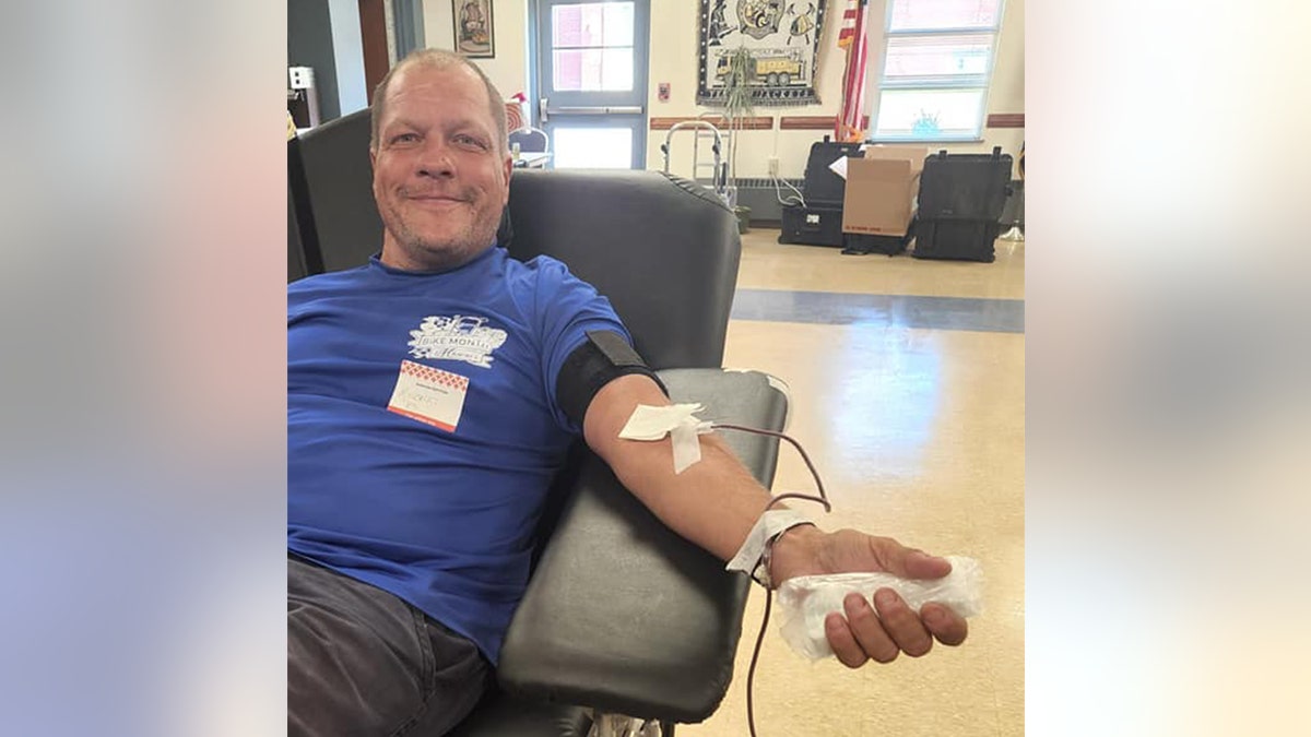 Bob Barnes donating blood