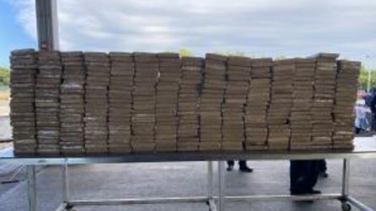 Texas border officers seize drugs