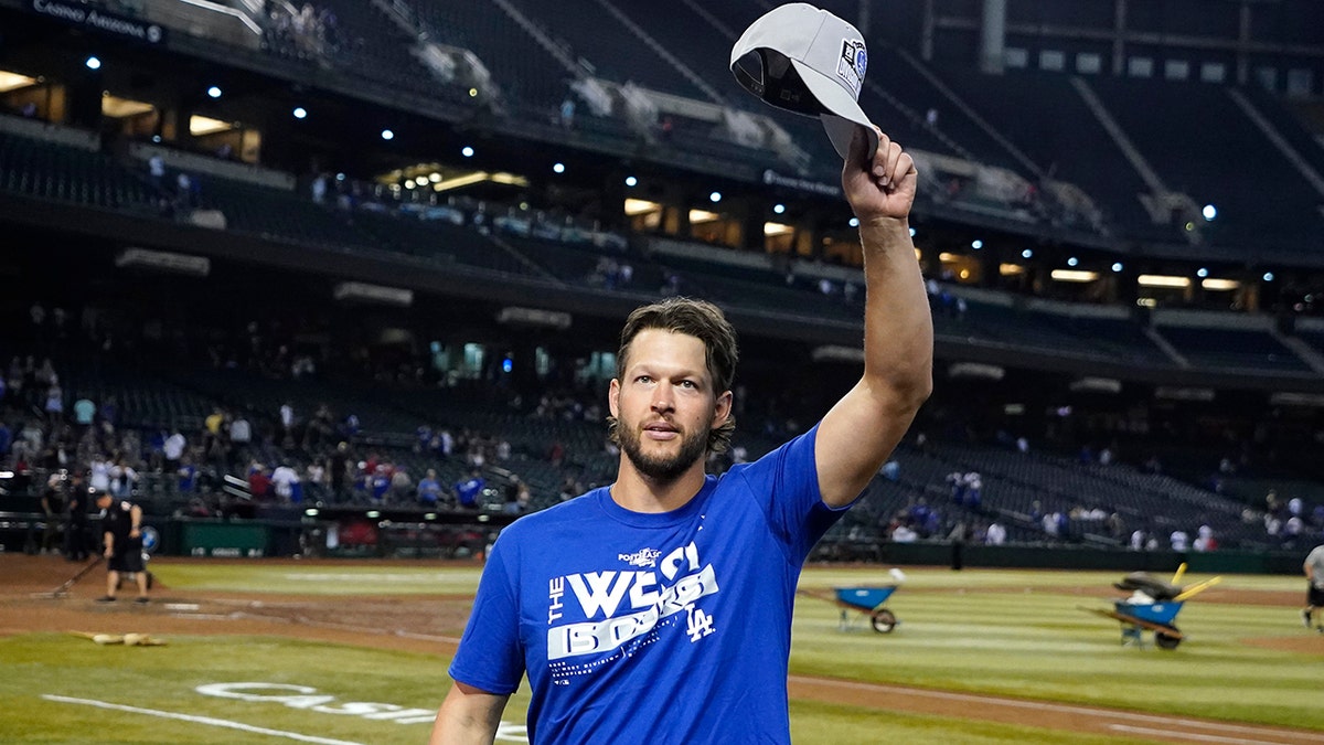 Clayton Kershaw waves to the crowd