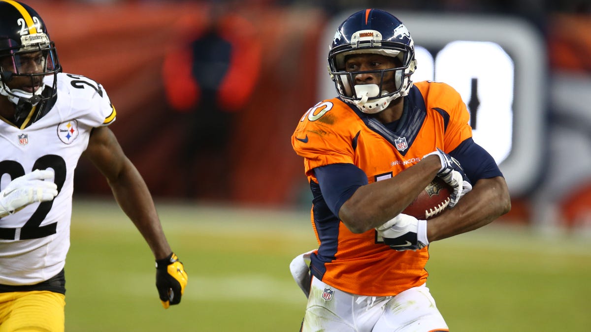 Emmanuel Sanders runs