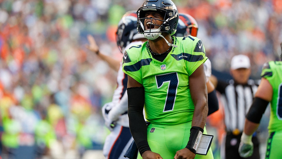 Geno Smith Leads Seahawks to Comeback Win with Walk-off TD