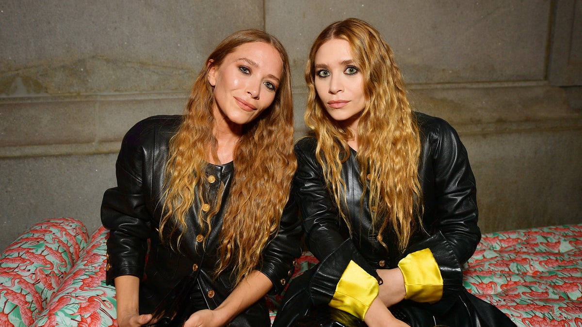 Mary Kate and Ashley Olsen make rare joint appearance at The Row