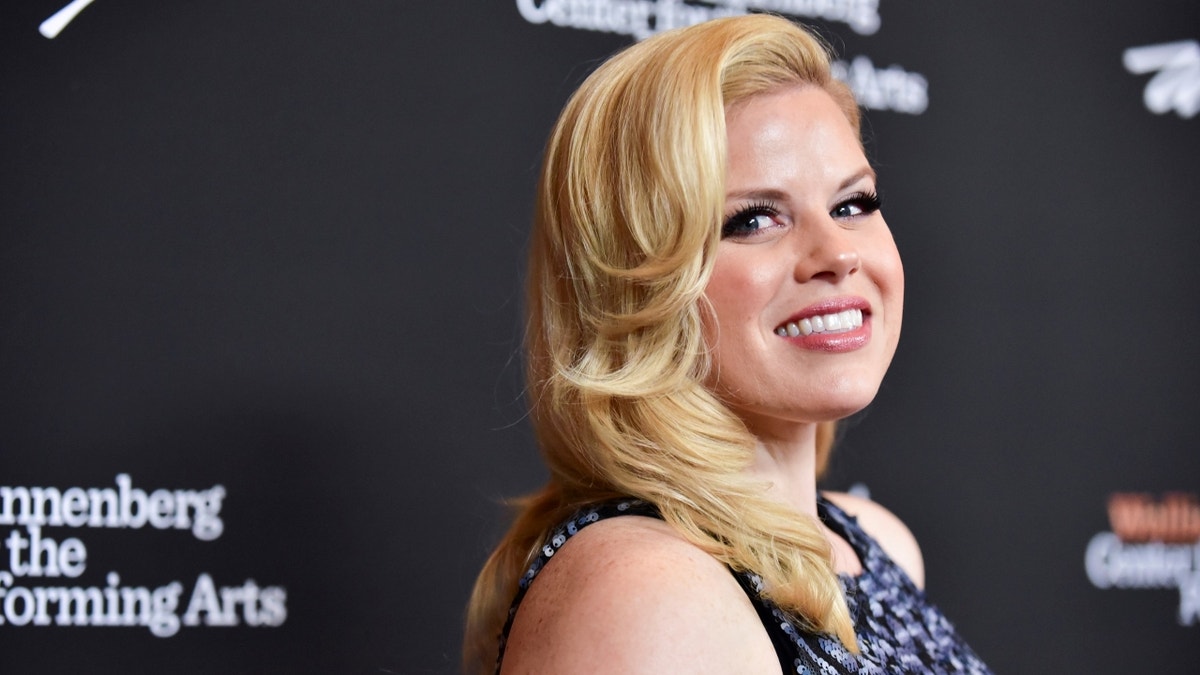 Megan Hilty on the red carpet