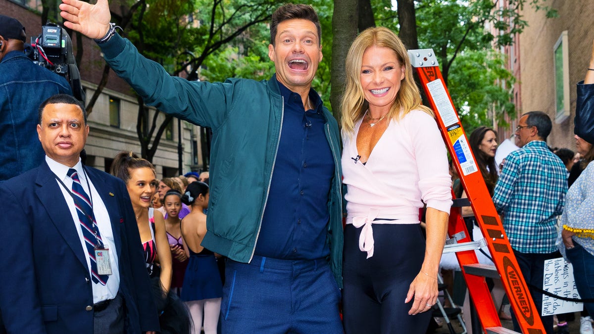 Ryan Seacrest and Kelly Ripa in New York City