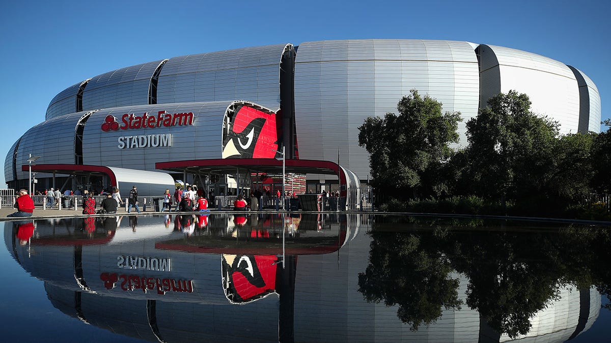 General view outside of State Farm Stadium