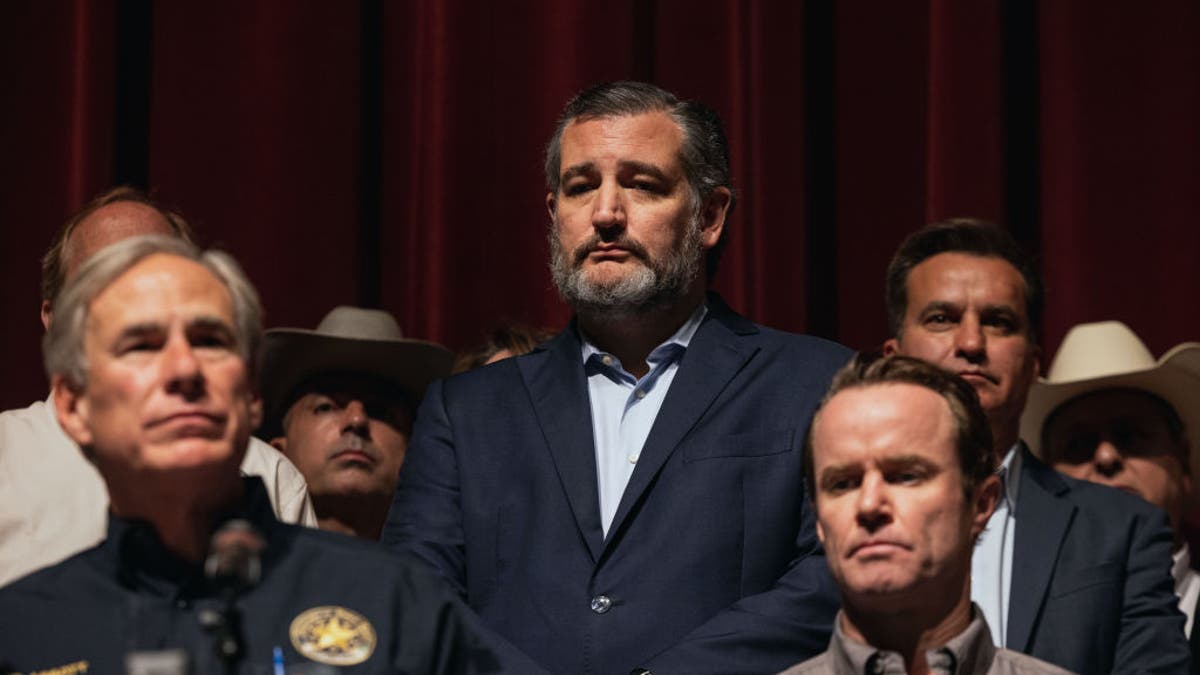 Sen. Ted Cruz and Gov. Greg Abbott