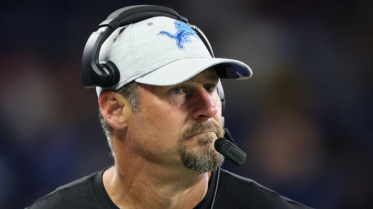 Lions Head coach Dan Campbell during a preseason game