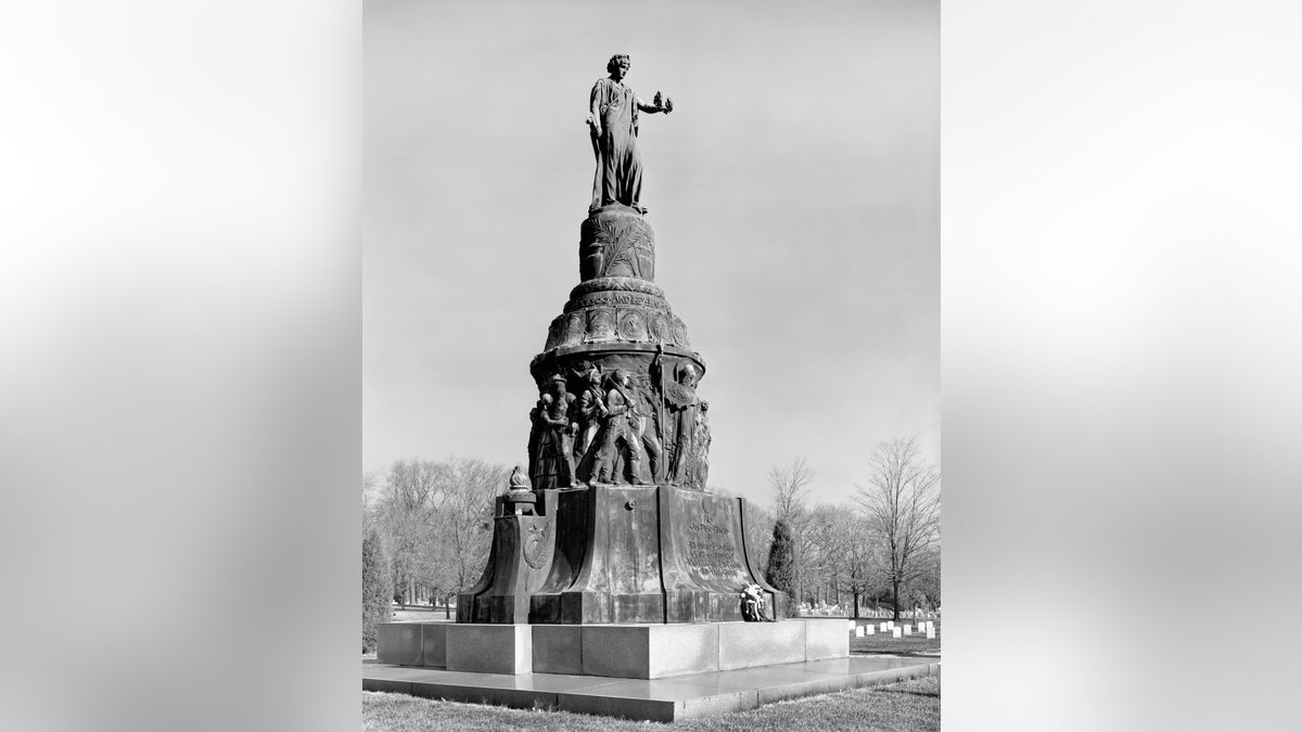 Confederate monument at Arlington National Cemetery