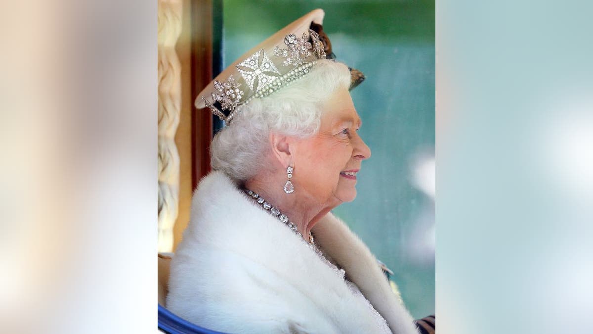 Queen Elizabeth wearing the Diamond Diadem