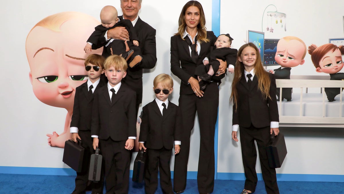 Alec Baldwin and his family at the premiere of "Boss Baby"