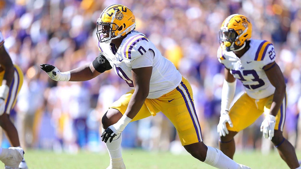 Maason Smith against the Florida Gators