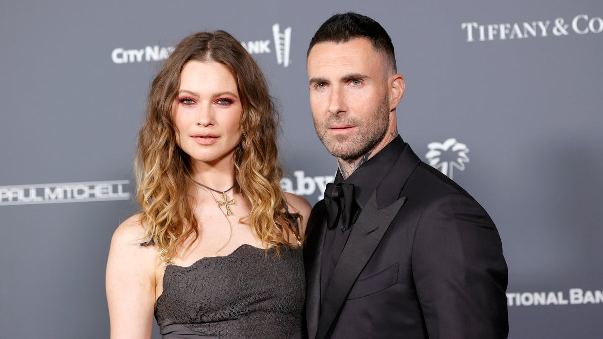 Behati Prinsloo and Adam Levine red carpet