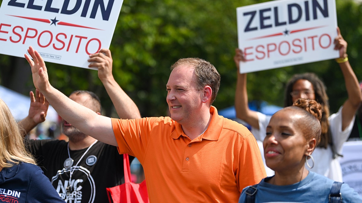 zeldin at campaign event