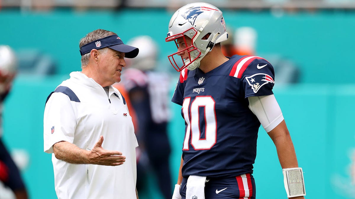 Bill Belichick and Mac Jones talk