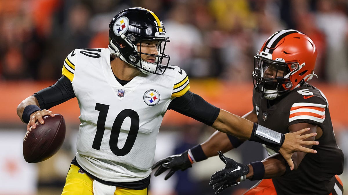 Rejuvenated Mitch Trubisky hoping for restart in Pittsburgh