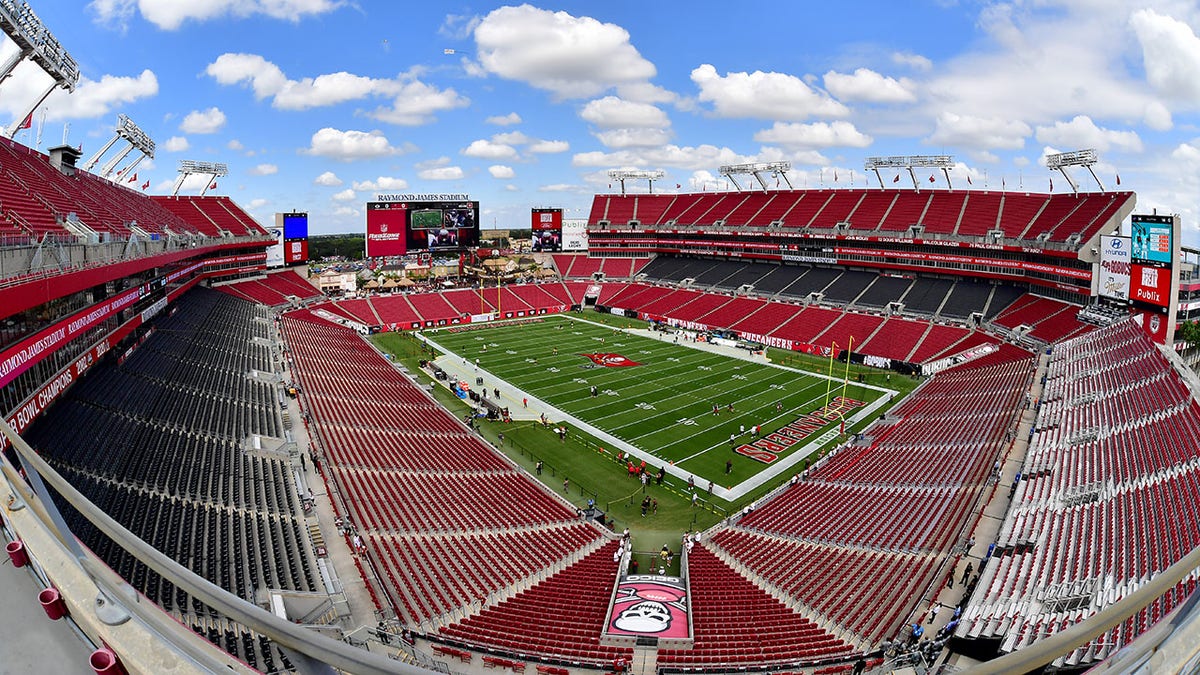 Tampa Bay-Kansas City NFL Game Staying In Florida After Hurricane Spares  Tampa – Deadline