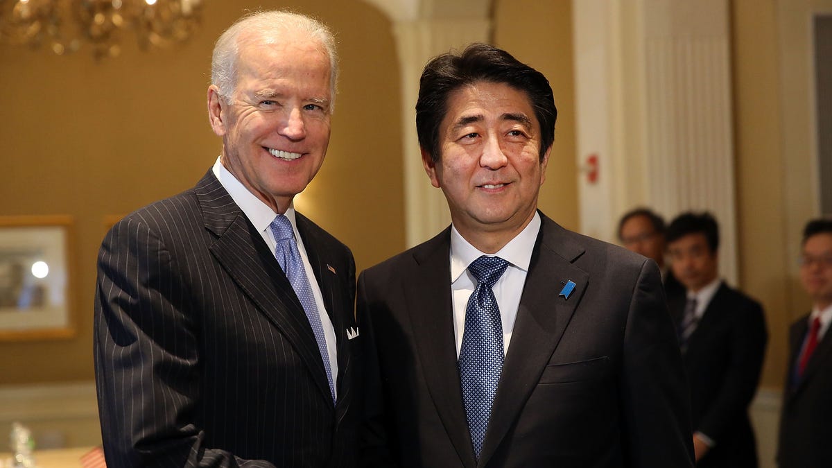 Biden and Abe shake hands