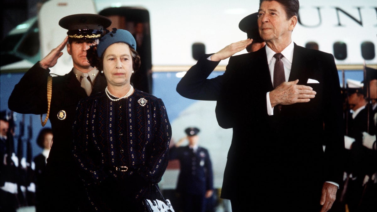 Queen Elizabeth with President Ronald Reagan