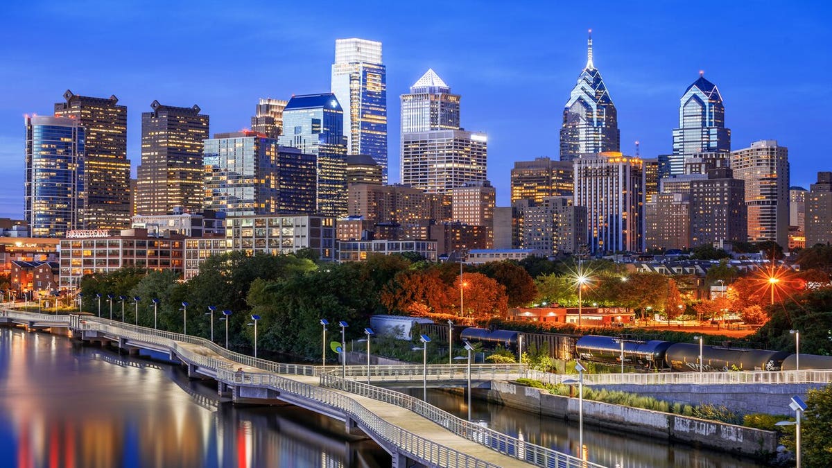 Photo of Philadelphia, Pennsylvania, skyline.