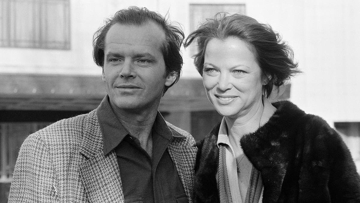 A photo of Jack Nicholson and Louise Fletcher