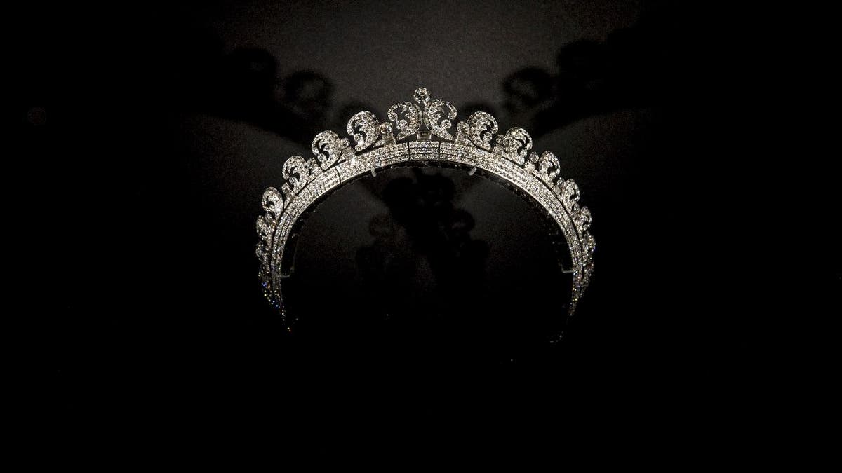 Queen Elizabeth II Halo Tiara