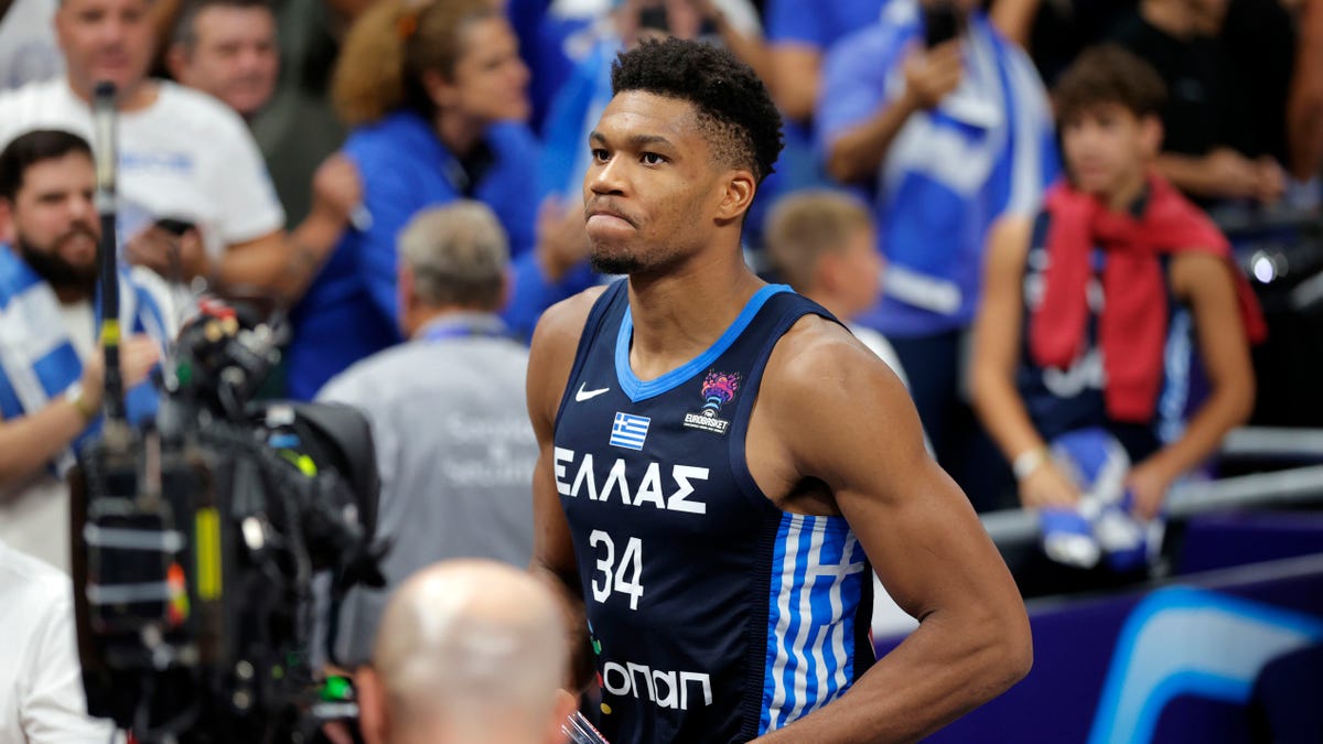 Clutch Giannis Antetokounmpo fires Greece to win over Croatia / News 