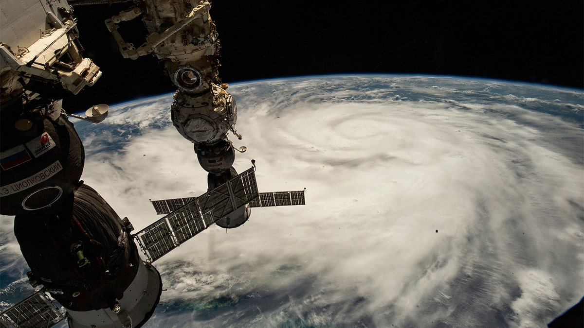 Hurricane Ian in International Space Station image