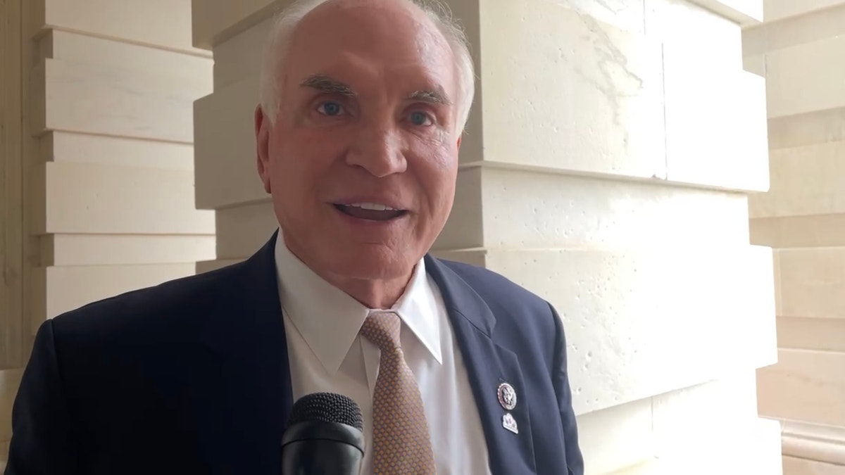 Rep. Mike Kelly in front of the Capitol