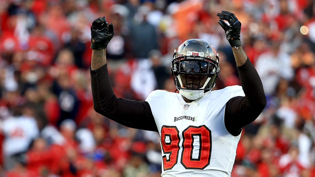 Should Ravens Sign Jason Pierre-Paul? - Draft Network