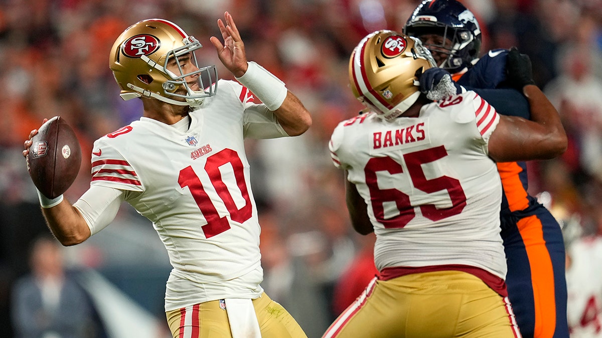 49ers' Jimmy Garoppolo can exhale, for the moment